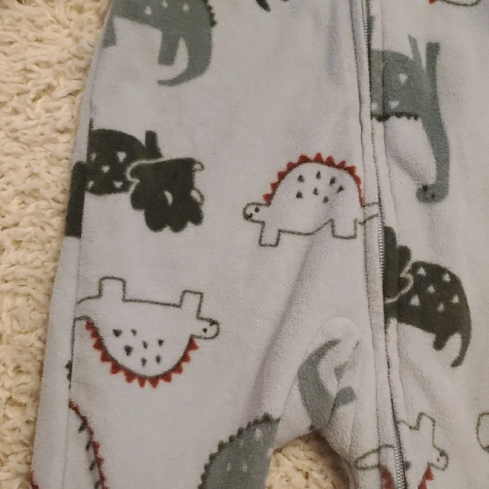 5 For $25 Carter's Dinosaur Print‎ Baby One Piece Sleeper Size 3 Months